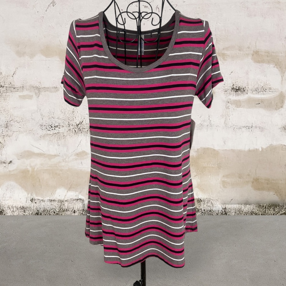 LuLaRoe Classic T, Size XS, NWT